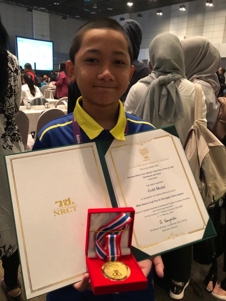 Kejayaan Pelajar SKKI di Bangkok International Exposition dengan Bimbingan Staf FKA UiTM   